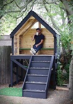 Children's playground ideas: Kids treehouse